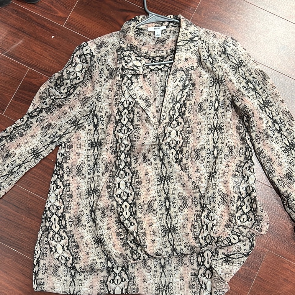 Bar III.  Ladies blouse. Size large. Pink and black with silver threading.